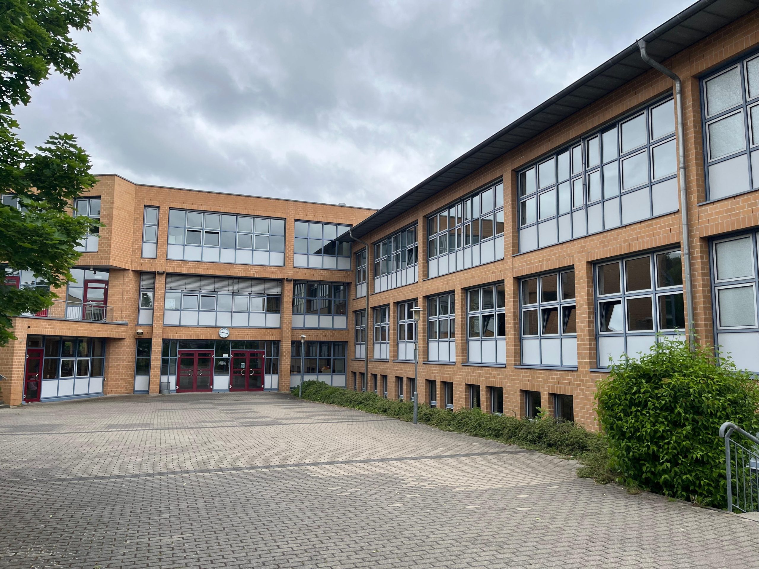 Dr. Max Näder Gymnasium Königsee