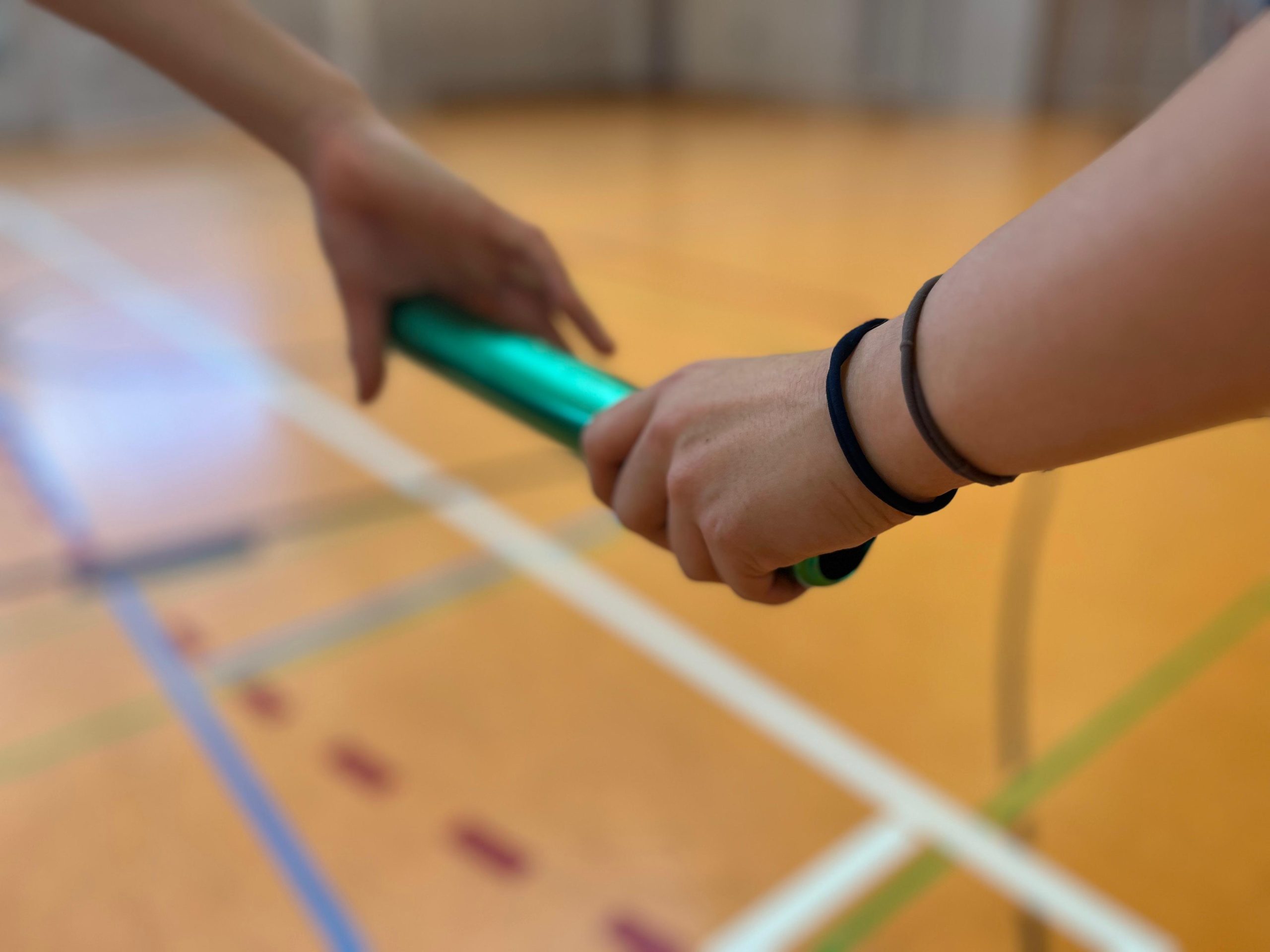 Bewegungsangebot auf dem Schulhof des Dr. Max Näder Gymnasiums